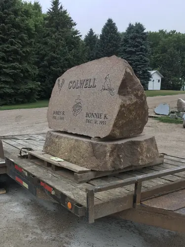 Custom headstone crafted and engraved by LetterNstone
